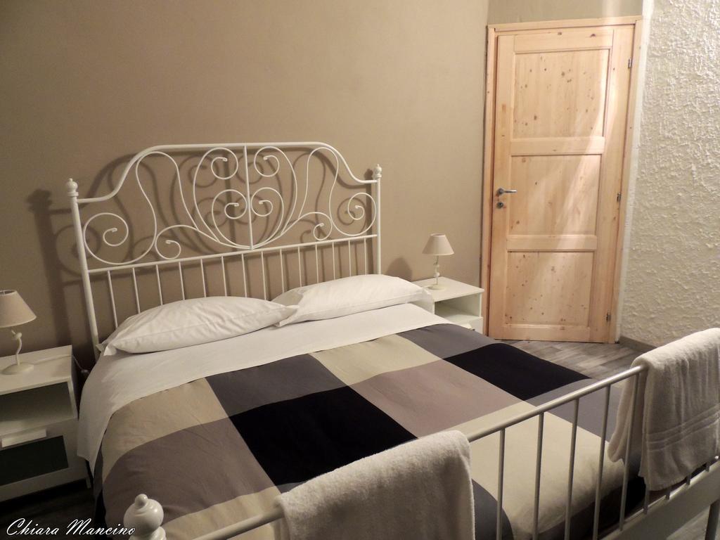 La Casa Del Colonnello Hotel Vercelli Ngoại thất bức ảnh