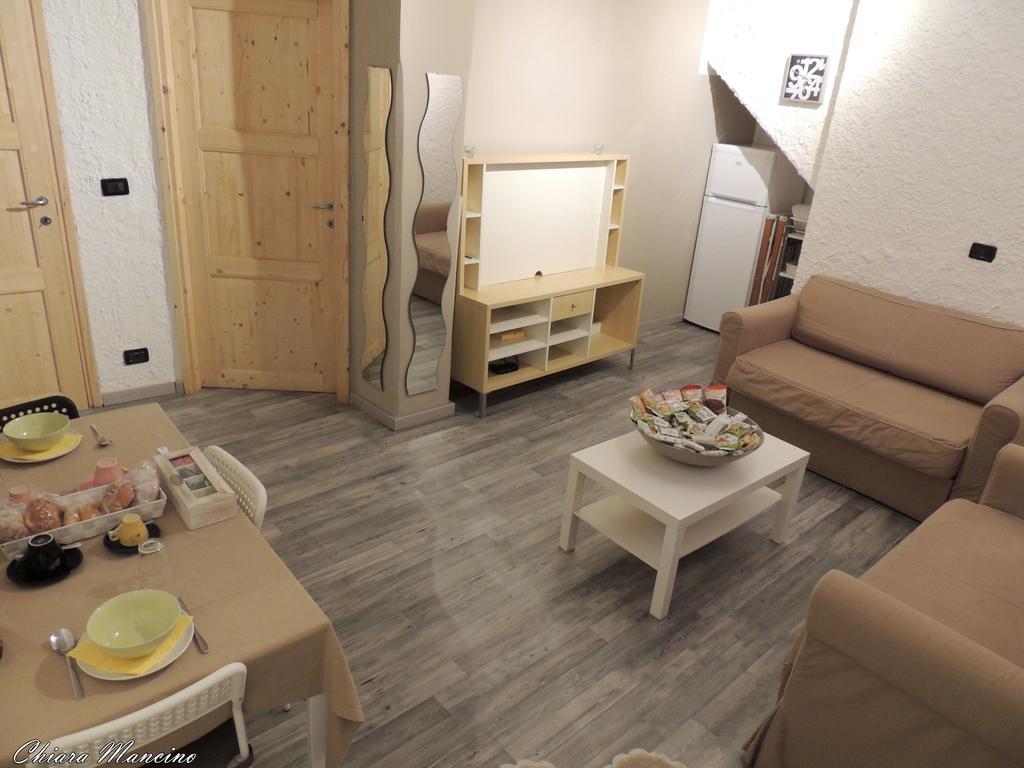 La Casa Del Colonnello Hotel Vercelli Ngoại thất bức ảnh
