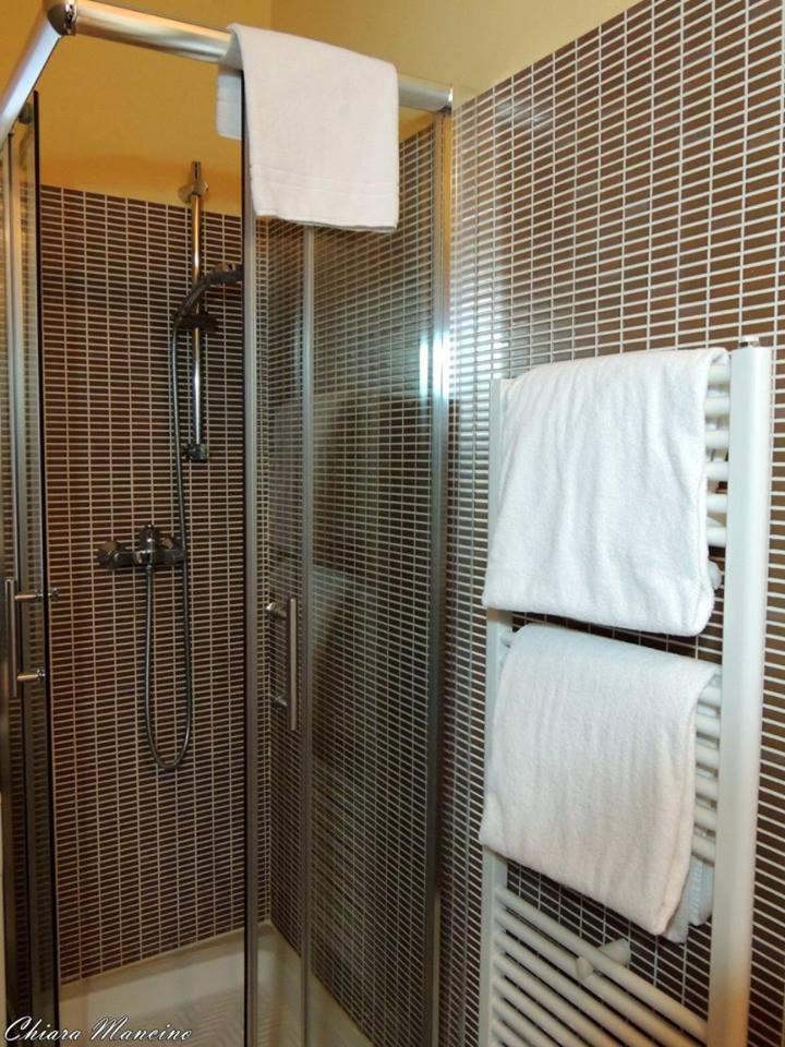 La Casa Del Colonnello Hotel Vercelli Ngoại thất bức ảnh
